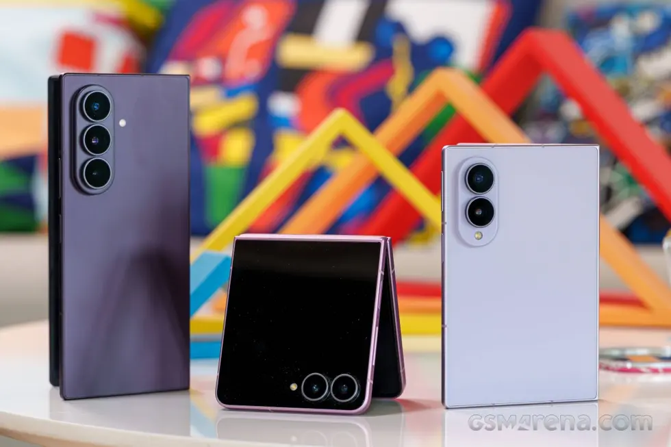 Распаковка Samsung Galaxy Z Flip8