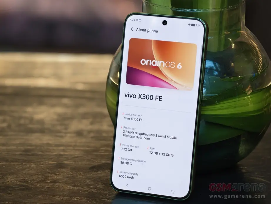 Живой взгляд на vivo X300 FE в эксклюзивном цвете Urban Olive для индийского рынка