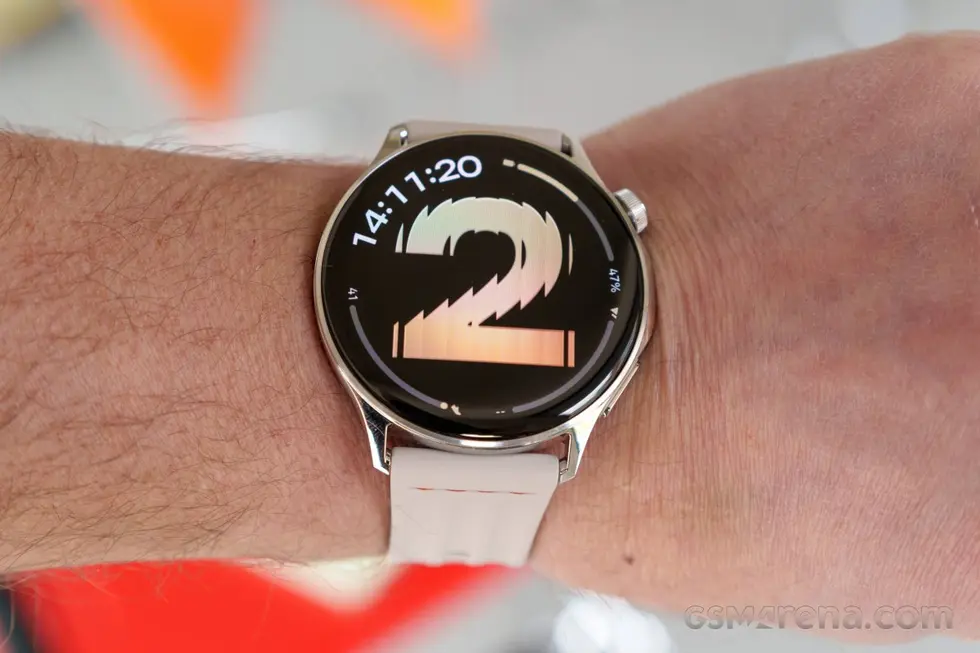 Распаковка OnePlus Watch Lite