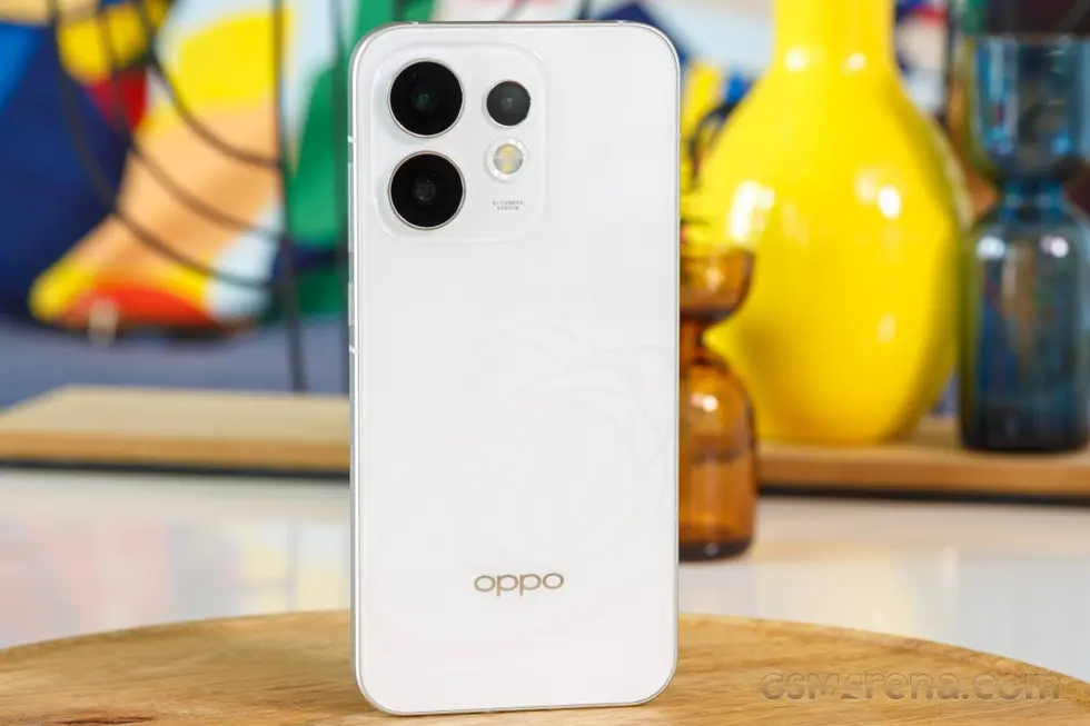 Обзор Oppo Reno16: новый хит или проходной смартфон?