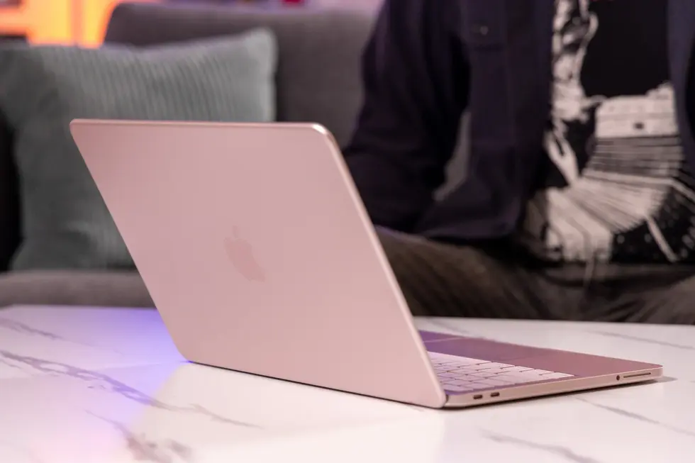 Почему MacBook Neo &mdash; самый ремонтопригодный ноутбук Apple: весомые причины