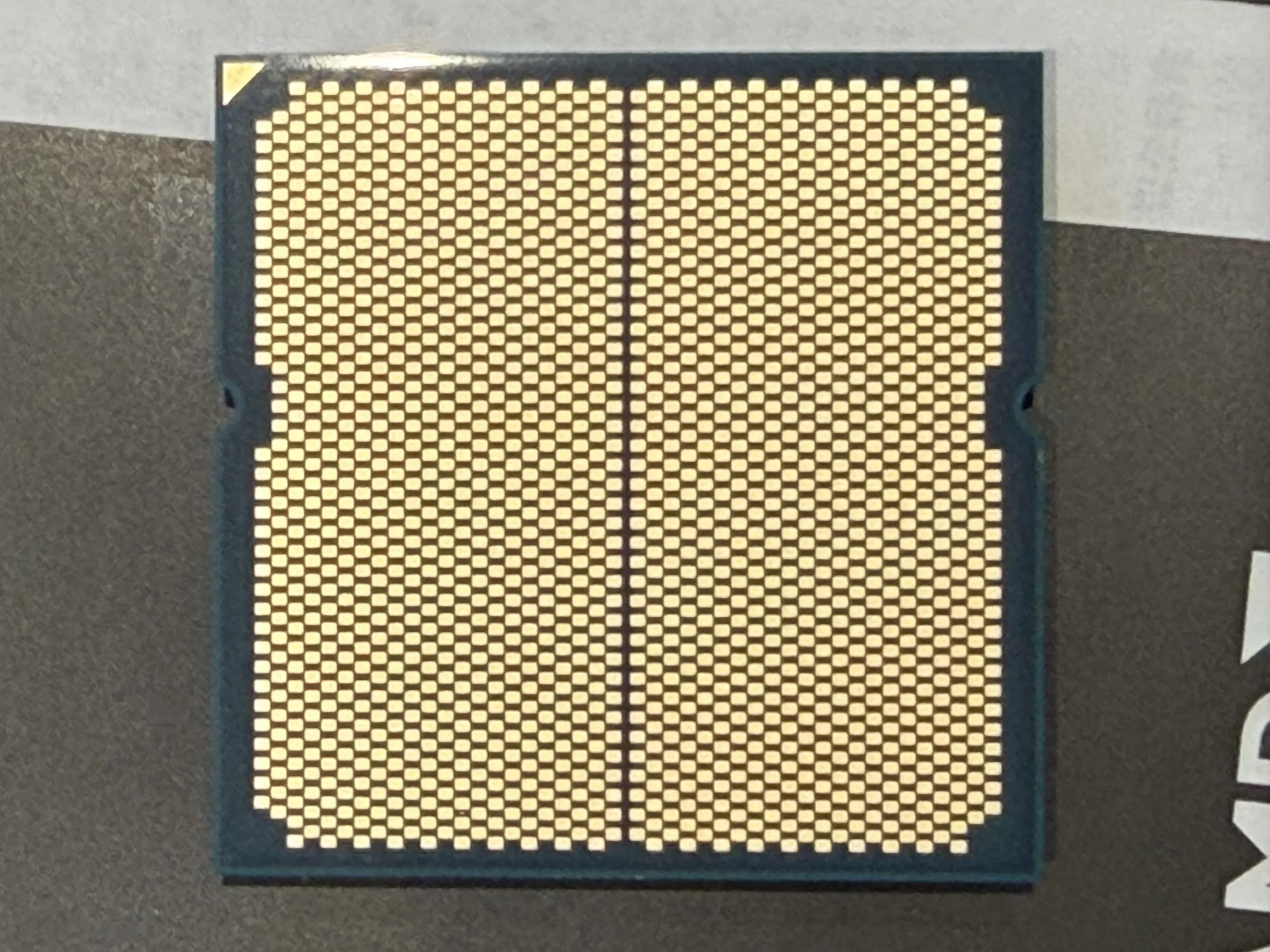 Еще два процессора Ryzen 9800X3D вышли из строя на материнских платах ASUS X870E.