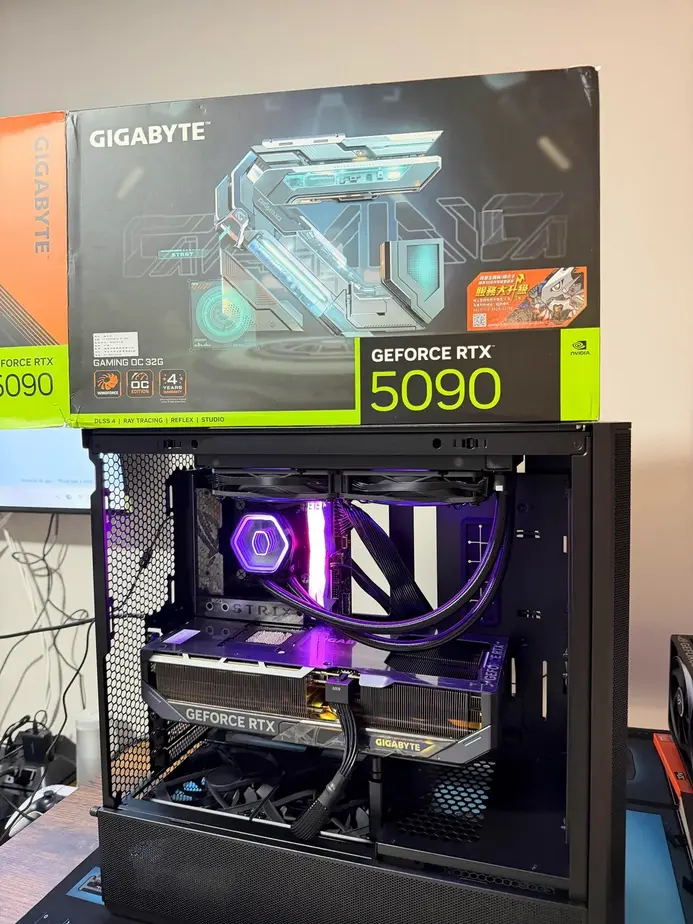 На фоне безумно высоких цен на &laquo;GPU&raquo; двое удачливых покупателей приобрели GeForce RTX 5080 и RTX 5090 за половину их &laquo;MSRP&raquo;