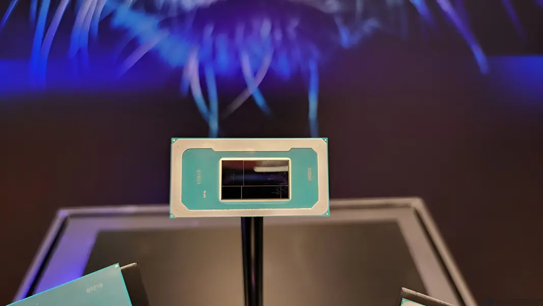 Цель Intel Foundry по выходу на безубыточность к 2027 году выглядит гораздо реальнее благодаря техпроцессам 18A, 14A и неожиданному всплеску спроса на передовую упаковку.