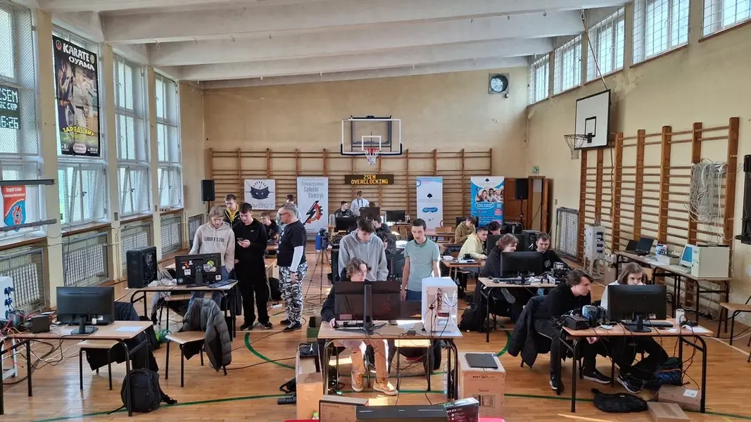 Европейские школьники сразились в турнирах по экстремальному разгону «CPU» и «GPU»