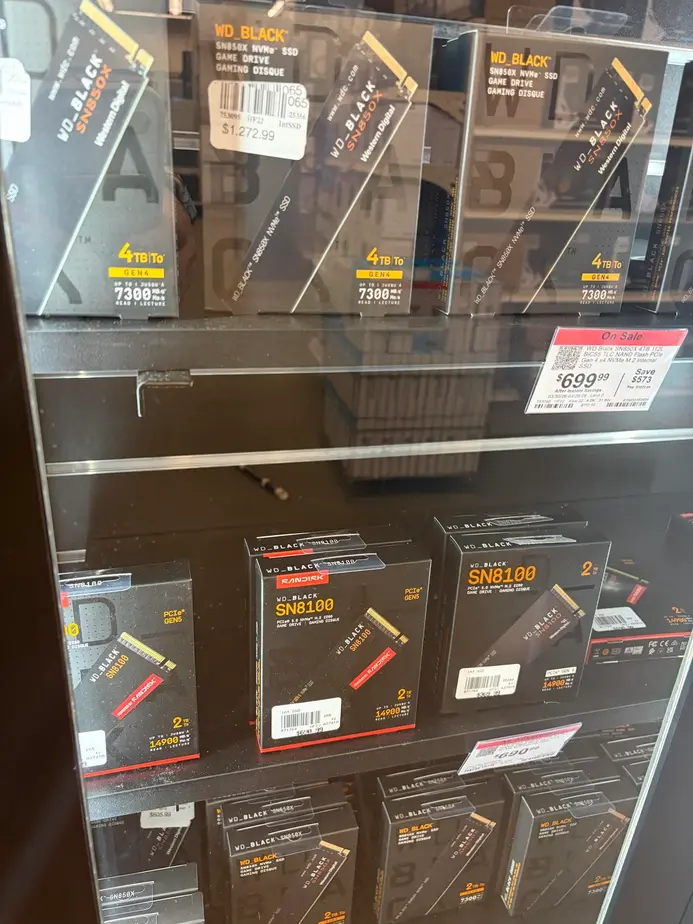RAM и SSD по цене в тысячи долларов: в Micro Center полные прилавки, но ценники шокируют