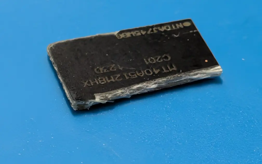 Поддельные модули DDR5 оказались пустышками с пластиковыми чипами на фоне взлета цен на оперативную память