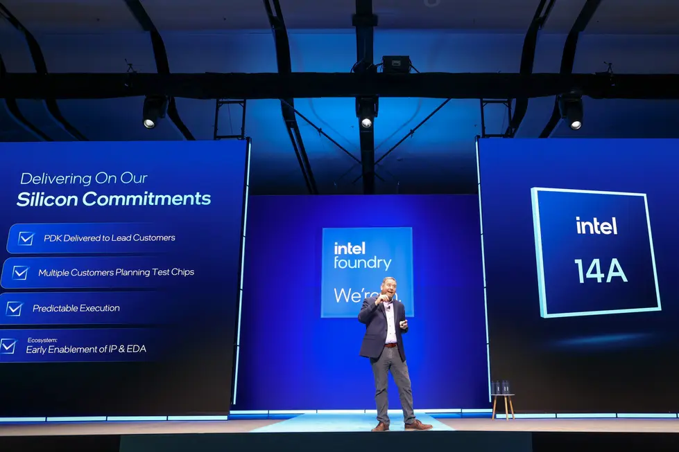 Гендиректор Intel Ли-Бу Тан грозит увольнениями за выход за пределы &laquo;B0 stepping&raquo;, пока &laquo;Святой Грааль&raquo; 14A PDK 0.9 готовится к выходу в октябре 2026 года