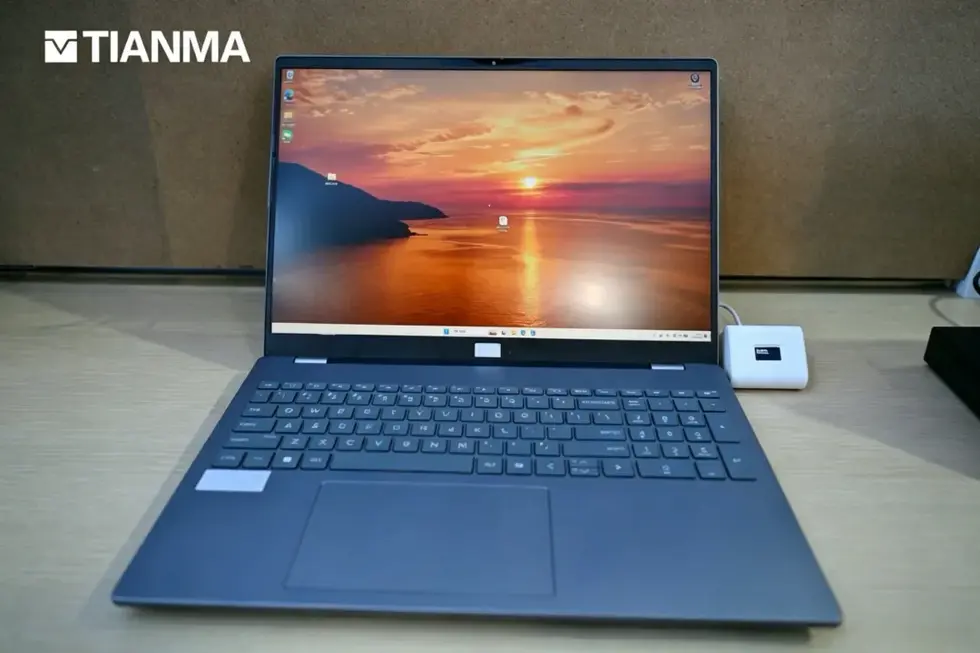 Первый партнер для Intel Razor Lake: Tianma представила 2.8K-панель с частотой 30 Гц для экономии заряда аккумулятора