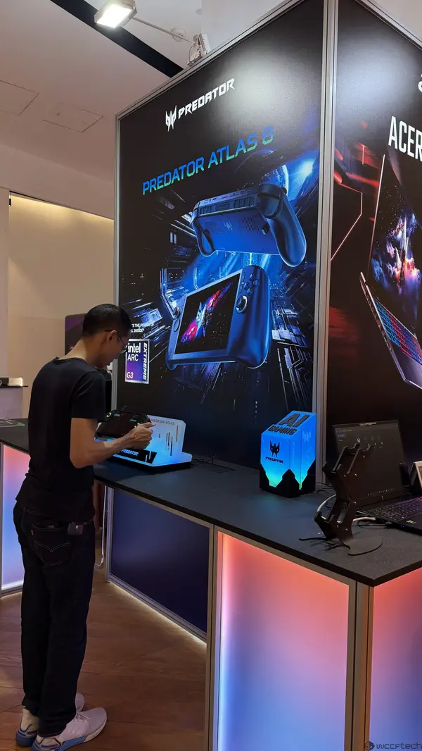 Игровой портативный ПК Acer Predator Atlas 8: 14-ядерный процессор Intel Arc G3 Extreme, 8-дюймовый экран 120 Гц и батарея 80 Втч