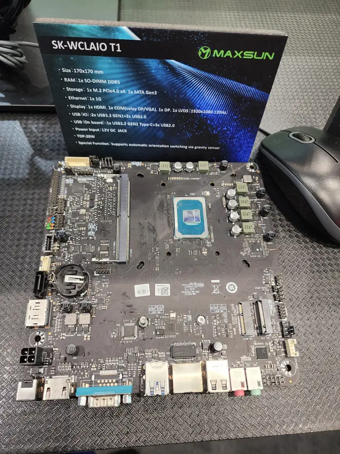 Процессоры Intel Panther Lake и Wildcat Lake приходят на десктопы в первых «MoTD»-дизайнах от Maxsun