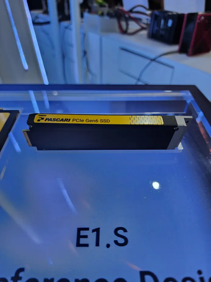 Phison показала PCIe Gen6 SSD-контроллер &laquo;PS5303-X3&raquo;: скорость до 28 ГБ/с и полная готовность стека &laquo;Redriver&raquo;/&laquo;Retimer&raquo;