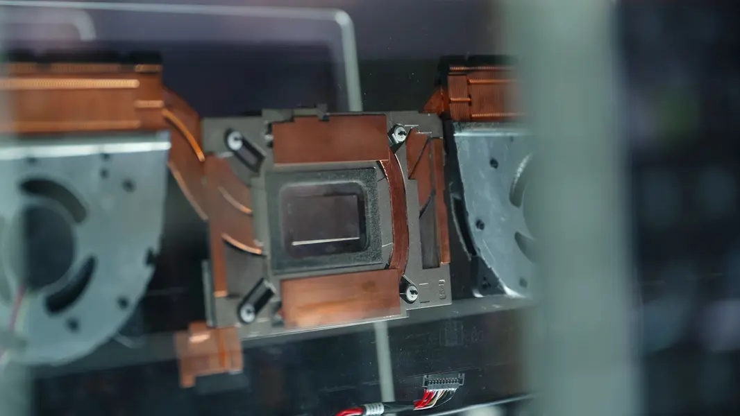 Ноутбуки ASUS ProArt P14 и P16 на базе RTX Spark используют «жидкий металл» для охлаждения: риск оправдан, но испарительной камеры нет