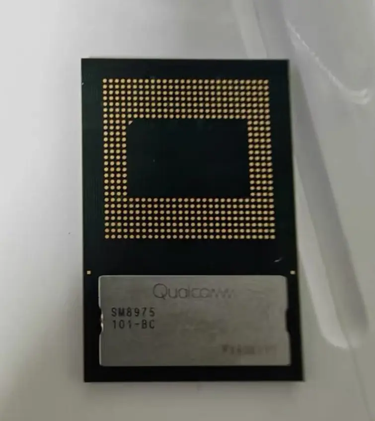 Утечка кристалла Snapdragon 8 Elite Gen 6 Pro: огромный SoC с новой системой охлаждения для эффективного отвода тепла от DRAM