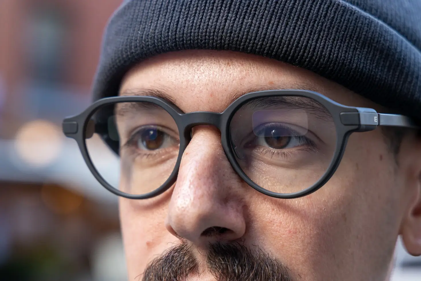 Извините, умные очки не спасут вас от телефона