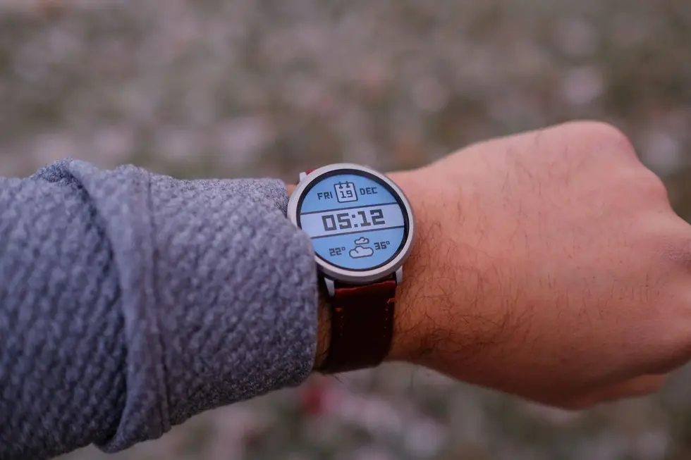 Pebble воскрешает и обновляет свои недолговечные круглые смарт-часы.