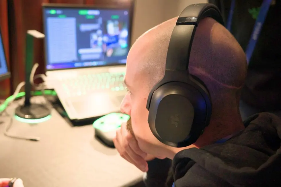 Razer полагает, что умные наушники с камерами смогут тягаться с Ray-Ban от Meta.