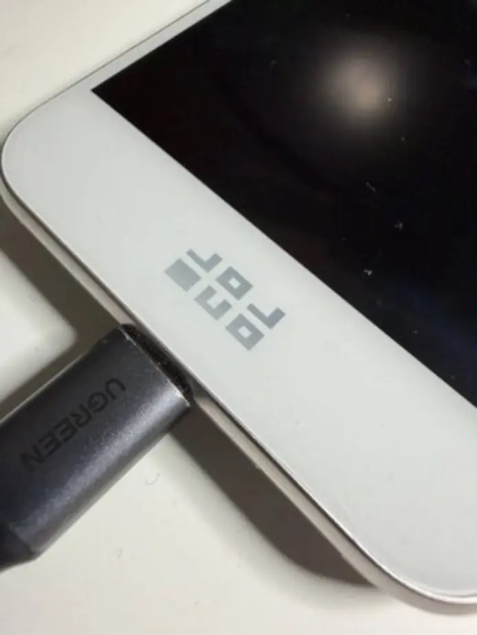 Невыпущенный прототип Google Pixel выставили на eBay по шокирующей цене.