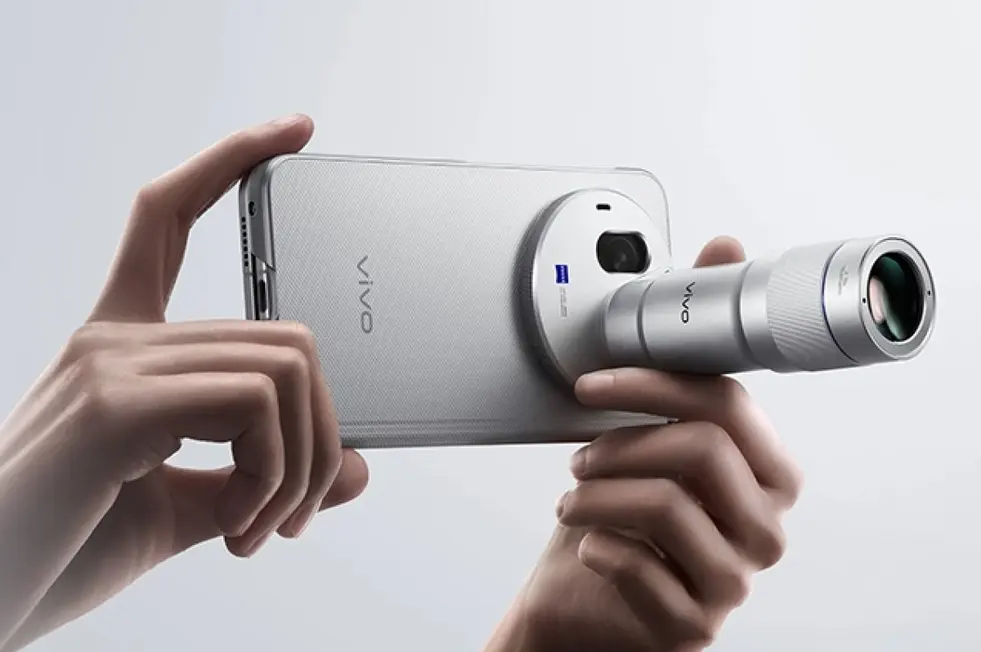 vivo X Fold6: флагман с &laquo;200MP&raquo; камерой и аккумулятором на 7000 мАч