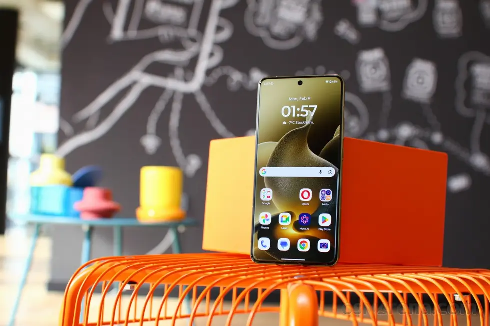 Обзор Motorola Signature