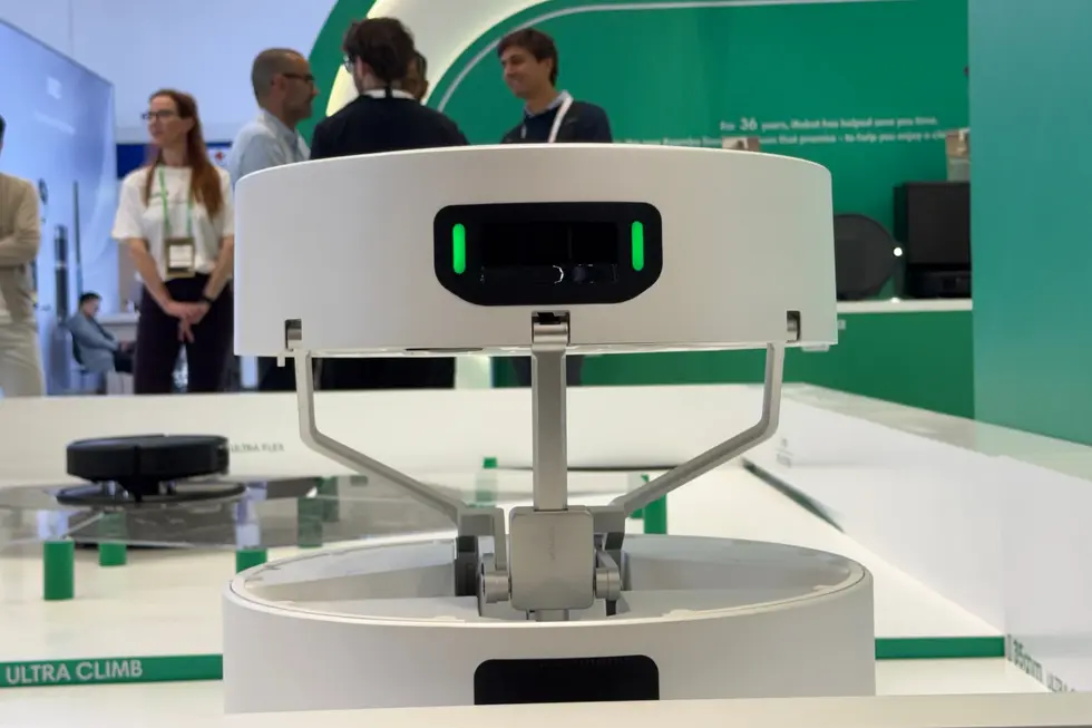 Новая концепция iRobot — это «матрешка» среди роботов-пылесосов
