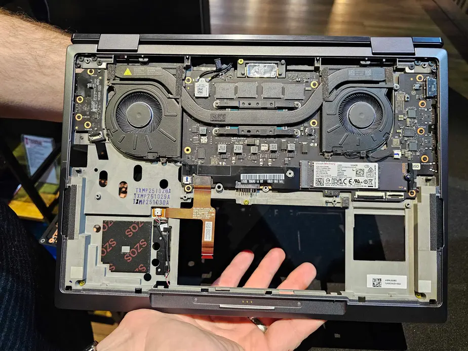 Обновлённые ноутбуки Lenovo ThinkPad Aura Edition стали холоднее — в прямом смысле слова.