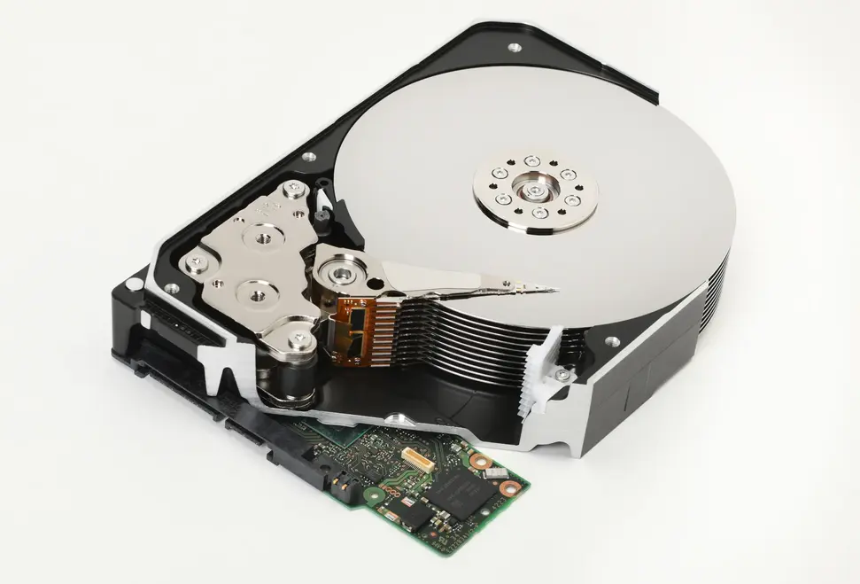 Возвращаются ли жесткие диски? WD обещает прирост скорости на 800%