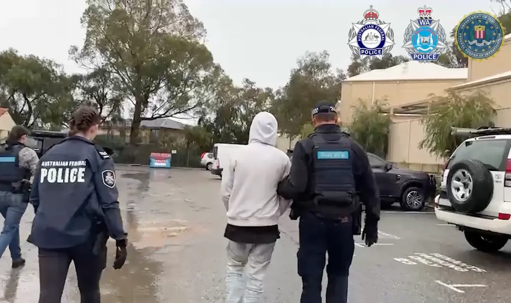 Австралийская полиция арестовала двоих за взломы группировки TeamPCP, атаковавшей Mercor, OpenAI и другие компании