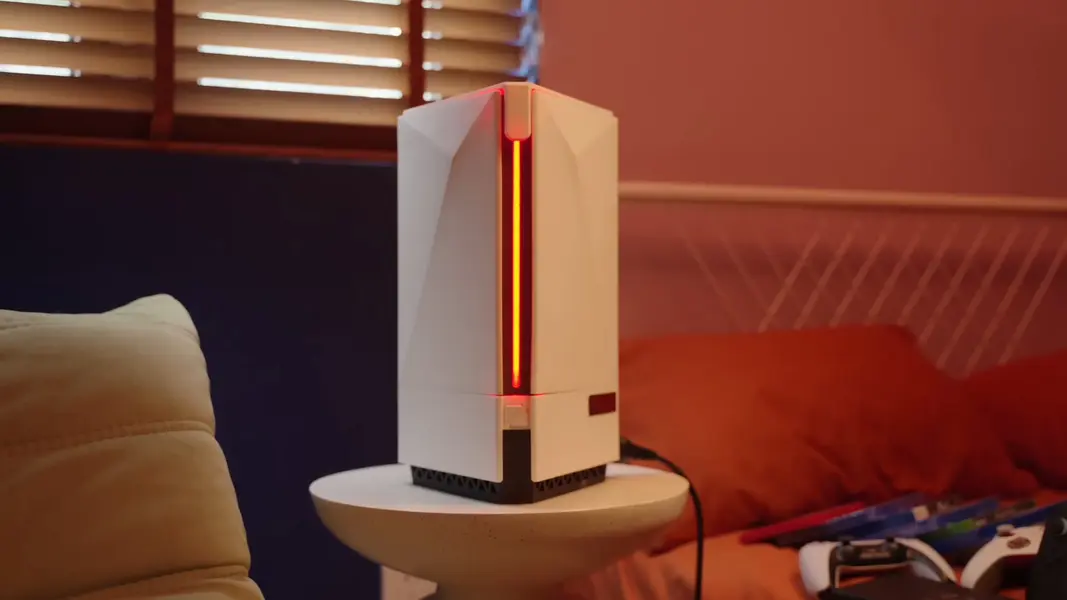Моддер создал Ningtendo PXbox 5 — гибридную консоль «3 в 1», объединившую PS5, Xbox Series X и Switch 2
