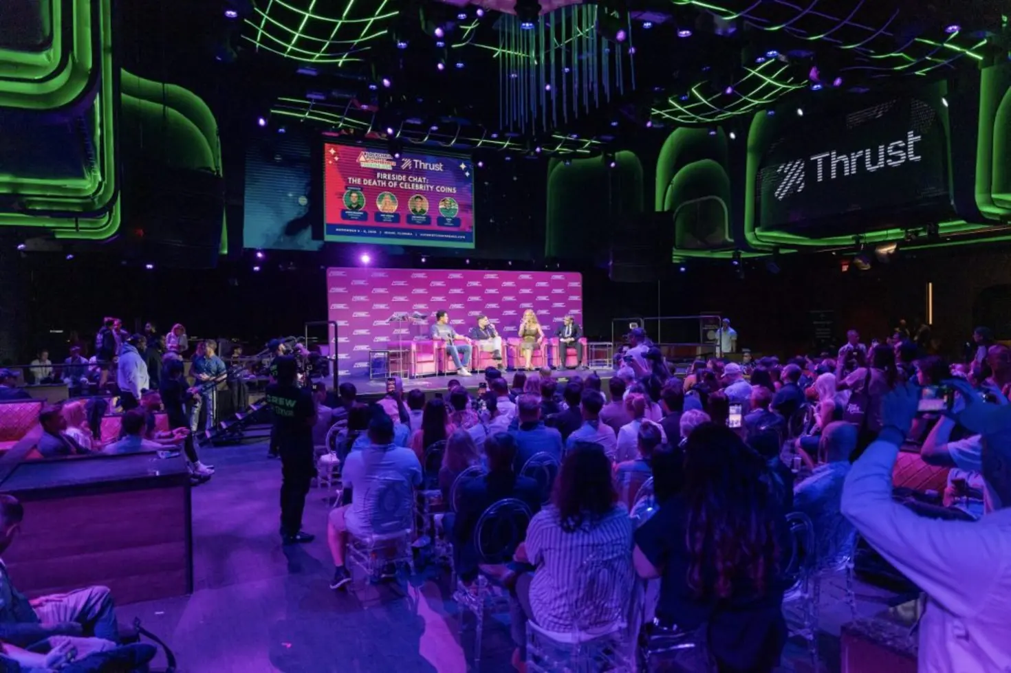 Внутри Футуристической Флориды 2025: Прорывное Первое Издание в США