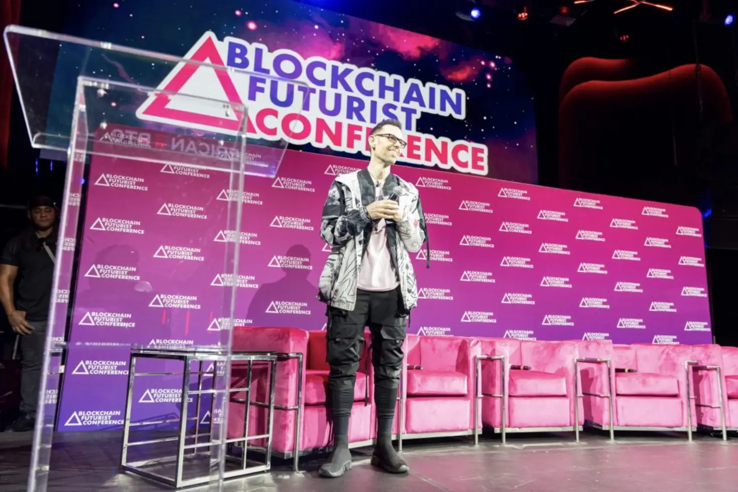 Внутри Футуристической Флориды 2025: Прорывное Первое Издание в США