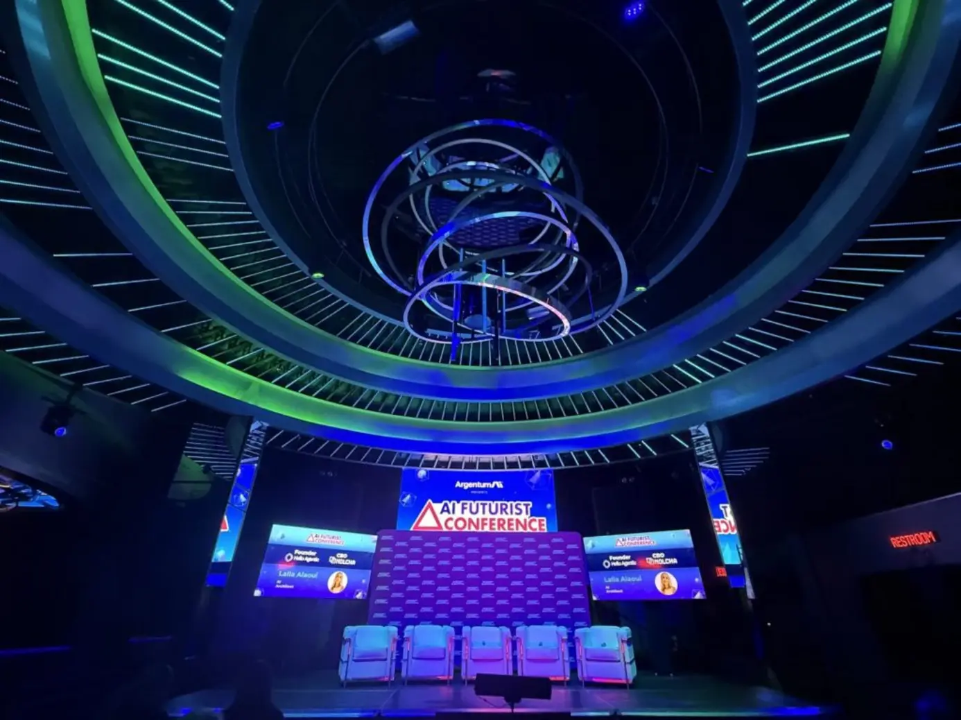 Внутри Футуристической Флориды 2025: Прорывное Первое Издание в США