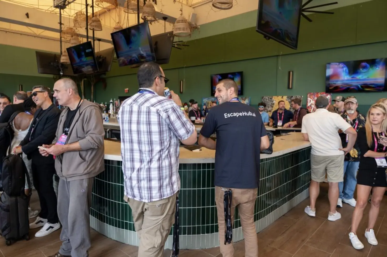 Внутри Футуристической Флориды 2025: Прорывное Первое Издание в США