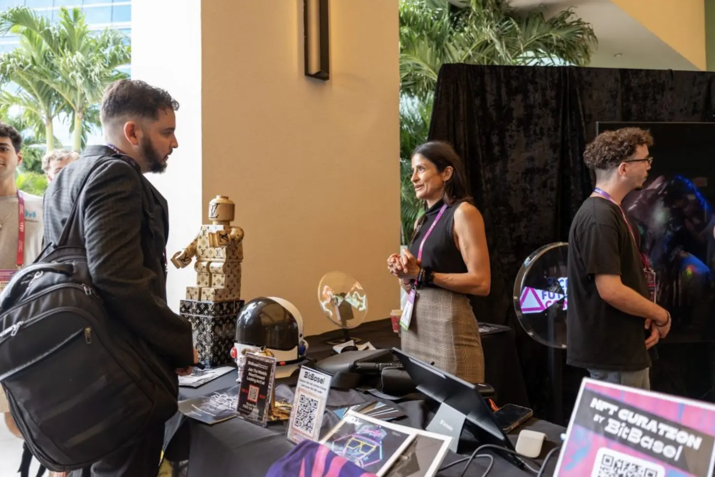 Внутри Футуристической Флориды 2025: Прорывное Первое Издание в США