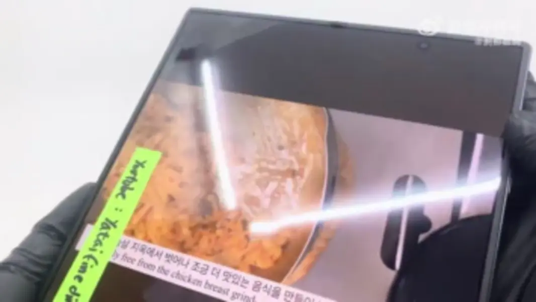 Galaxy Z Fold 8 Ultra сводит складку дисплея почти на нет: слитое видео