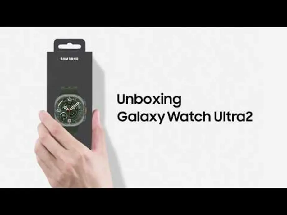 Samsung только что опубликовала официальные видео распаковки своих новых складных смартфонов и часов