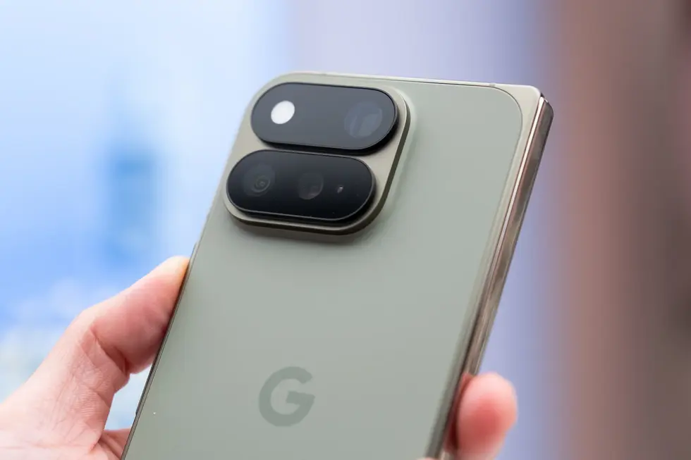 Pixel 11, 11 Pro и 11 Pro Fold: обзор — улучшенные камеры и Gemini, Gemini, Gemini
