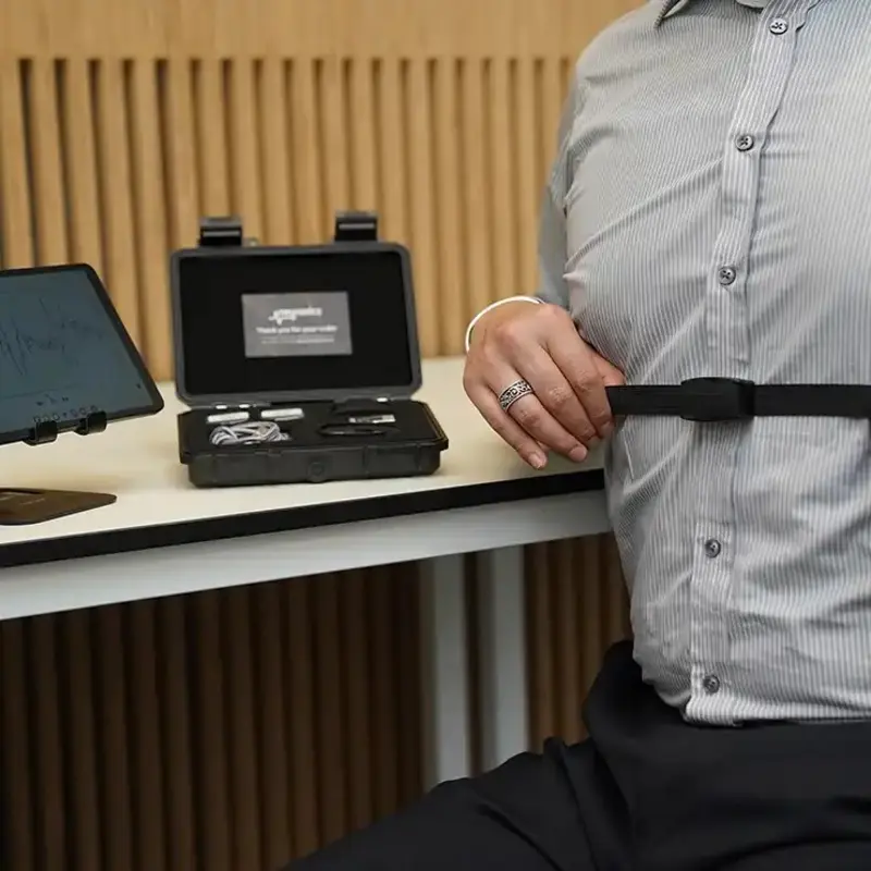 Чтение тела без прикосновений: Нейроэлектроника и тихая революция магнитных датчиков (в аппаратном обеспечении).