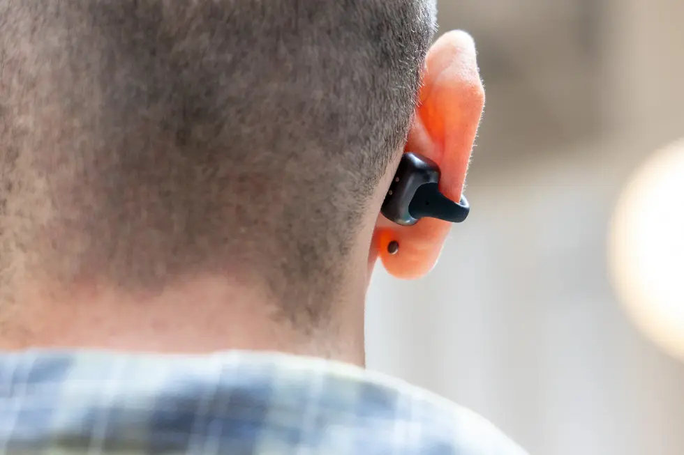 Обзор Shokz OpenDots 2: наушники-клипсы, которые стоит попробовать