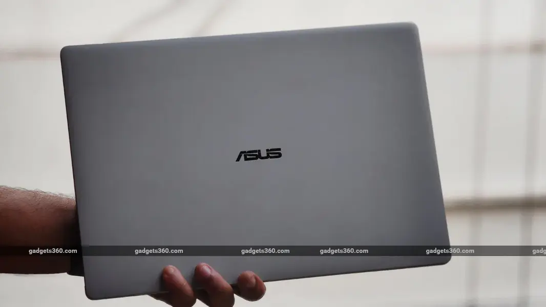 Обзор Asus ExpertBook Ultra (2026): когда корпоративный стиль встречается с премиальным качеством