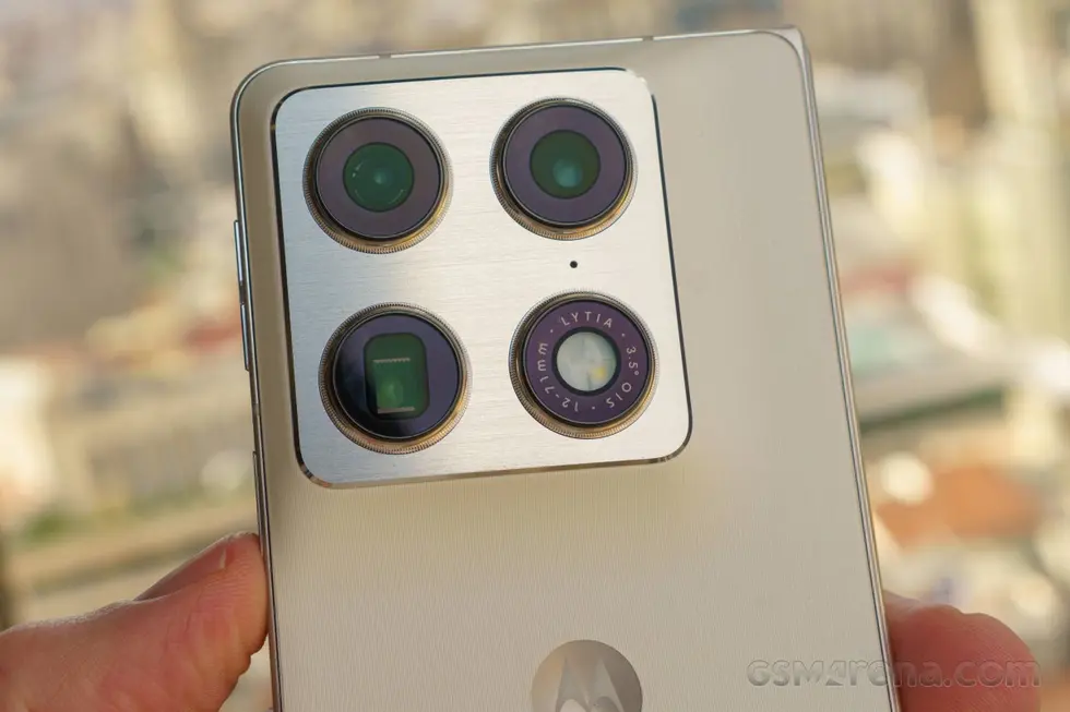 Motorola Razr Fold: первые впечатления