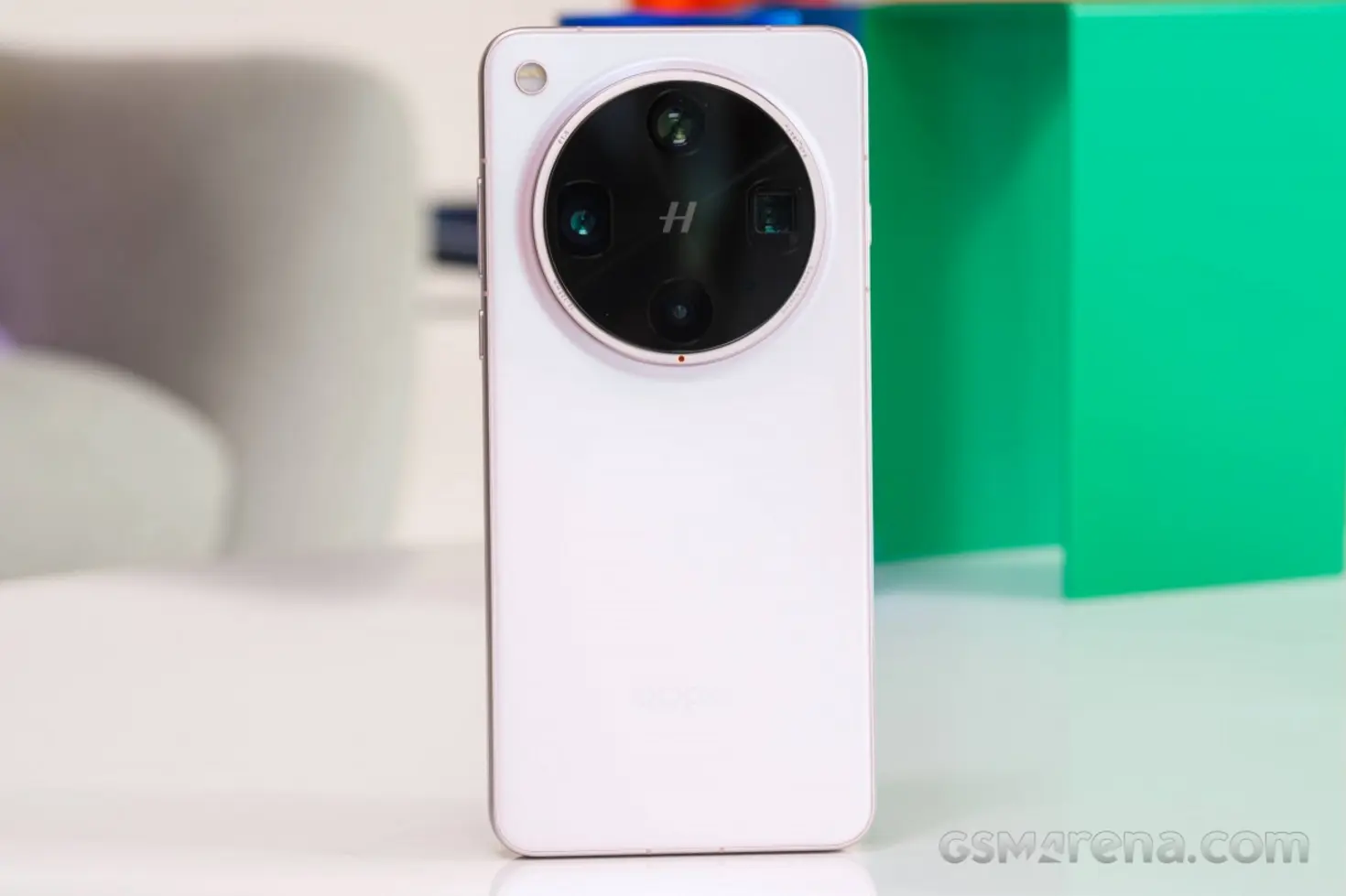 Ёмкость аккумулятора Oppo Find X9 Ultra официально озвучена