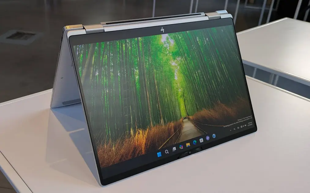 У ребёнка стучат клавиши: HP продвигает компьютер, встроенный в клавиатуру, для компаний с коворкингами.