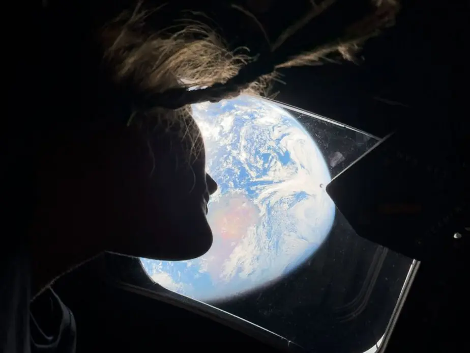 NASA показало фото, сделанные на iPhone 17 Pro Max во время лунной миссии &laquo;Artemis II&raquo;