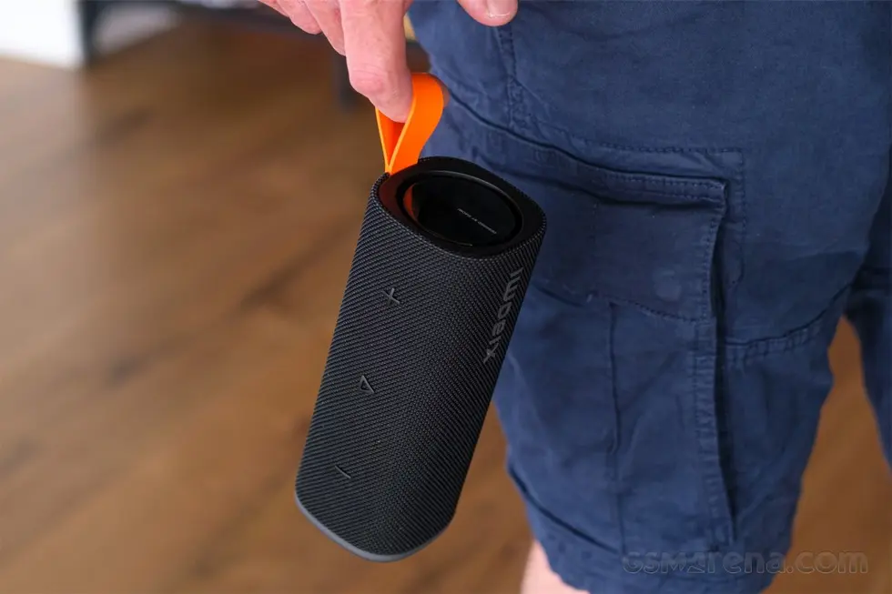 Первый взгляд на Xiaomi Sound Play