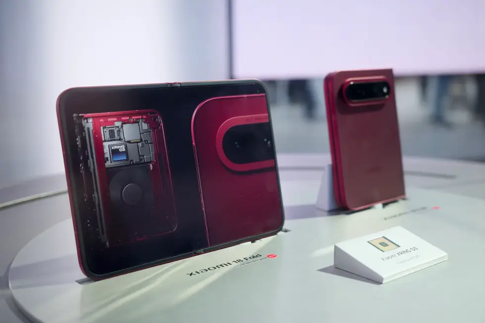 Xiaomi скопировала складной iPhone еще до его анонса Apple
