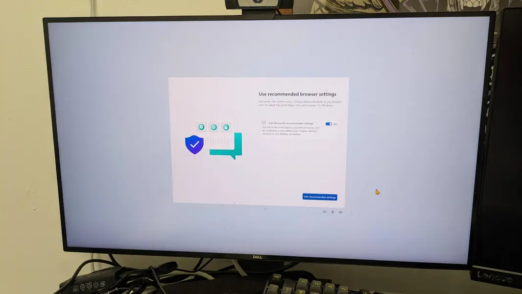 Прямиком к продаже! Windows навязывает сервисы Microsoft пользователям в обход IT-отделов