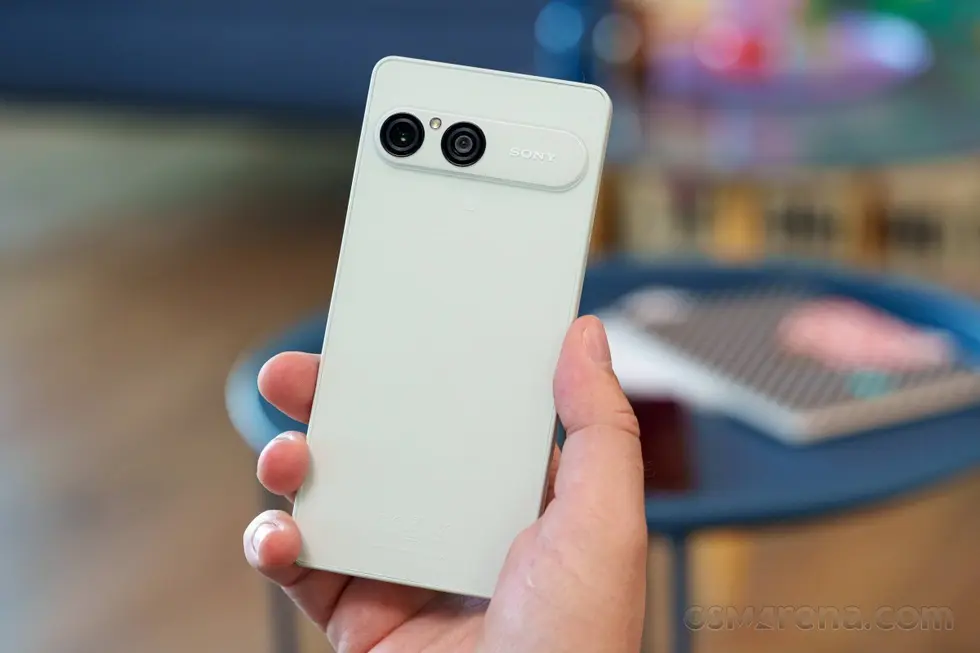 Обзор Sony Xperia 10 VIII