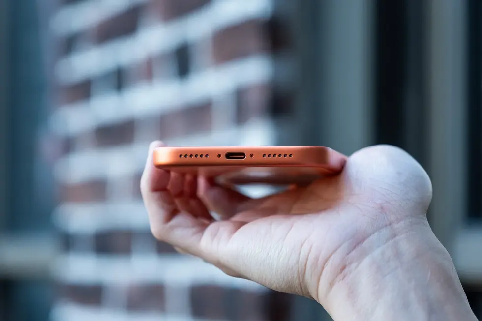 iPhone 18 Pro Max может получить &laquo;мегаапгрейд&raquo; аккумулятора