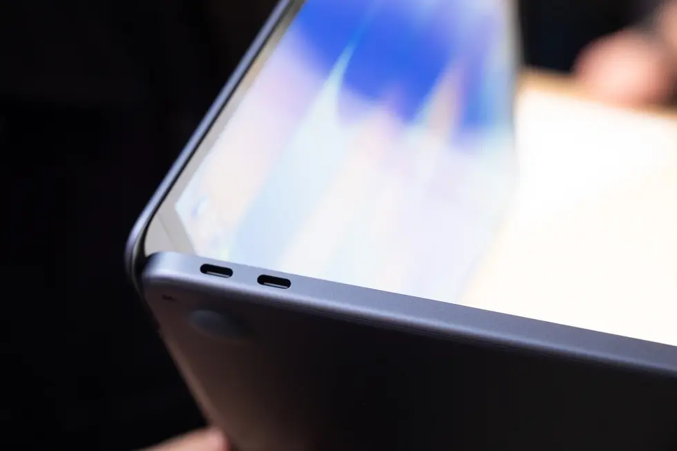 MacBook Neo: Первое знакомство с настоящим «бюджетным» ноутбуком